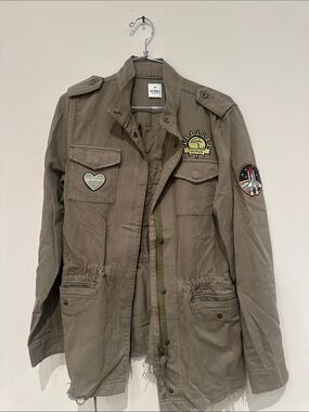 Serra Olive Green Military Field Jacket with Patch Details